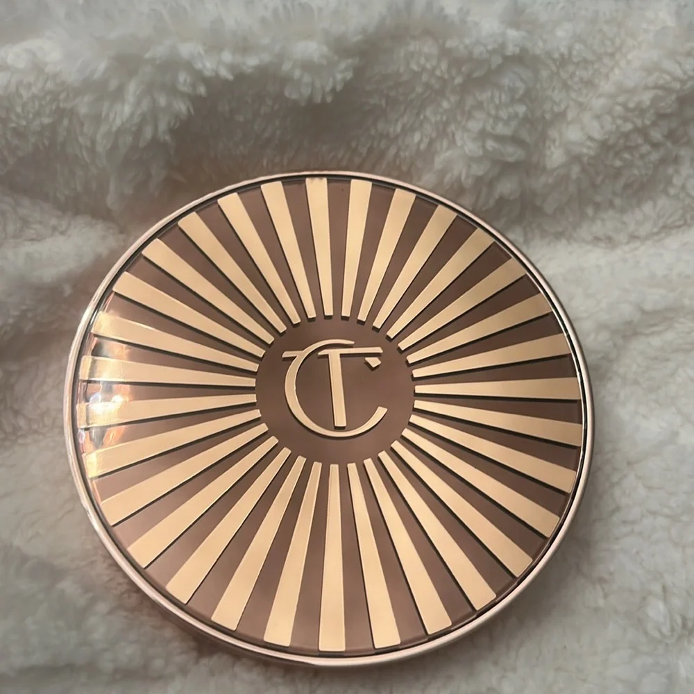 New Charlotte Tilbury Sun-Kissed Glow Bronzer Shade 1 Fair/Pale